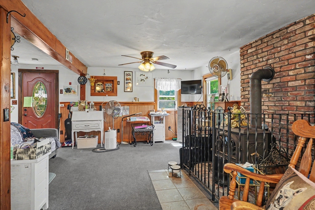 14 Mill St