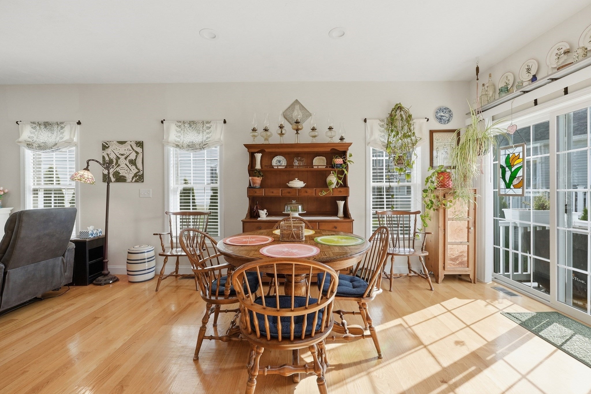9 Settlers Ln #583, Holden, MA, 9 Settlers Ln #583, Holden, MA Photo #12