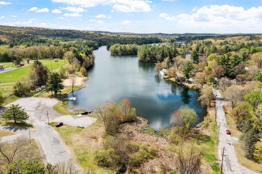 125 Lake Ellis Rd