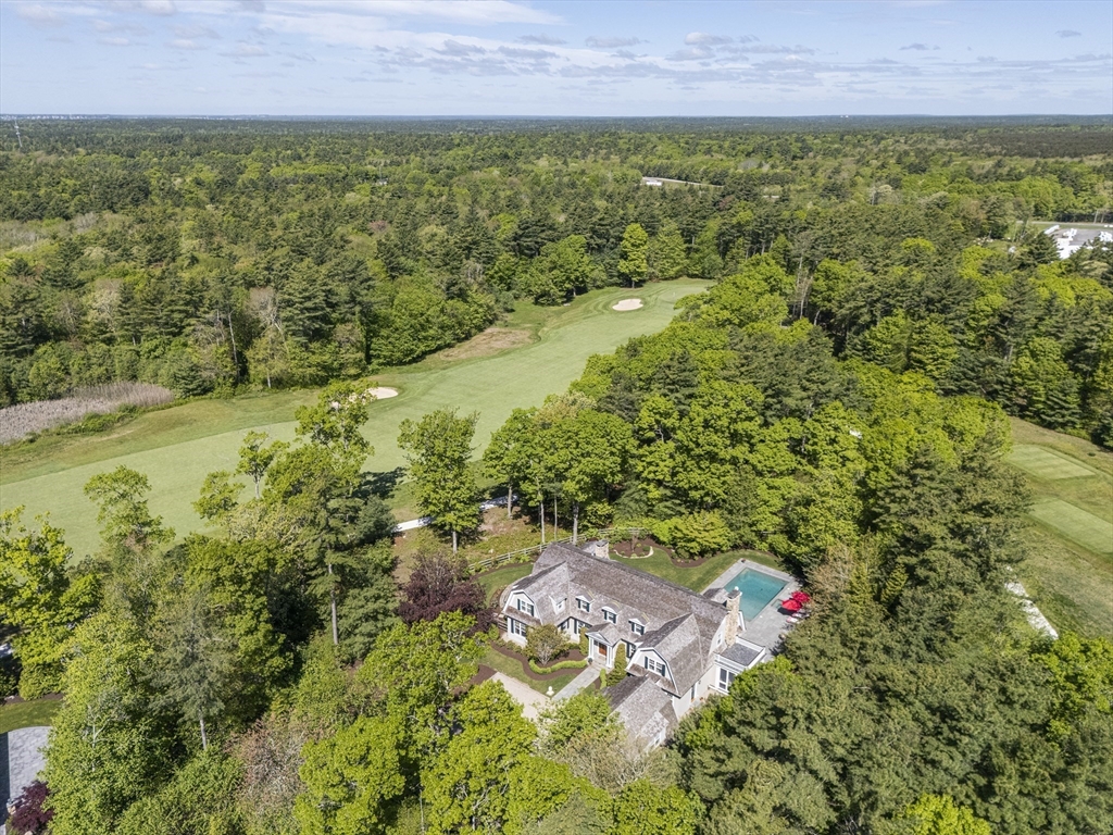 16 Pine Ridge Dr