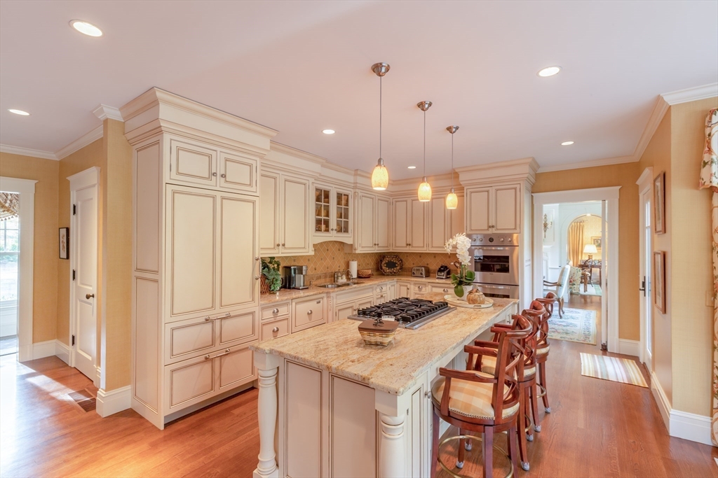 16 Pine Ridge Dr