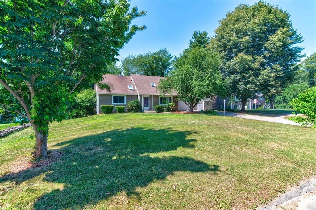 7 Oxyoke Dr