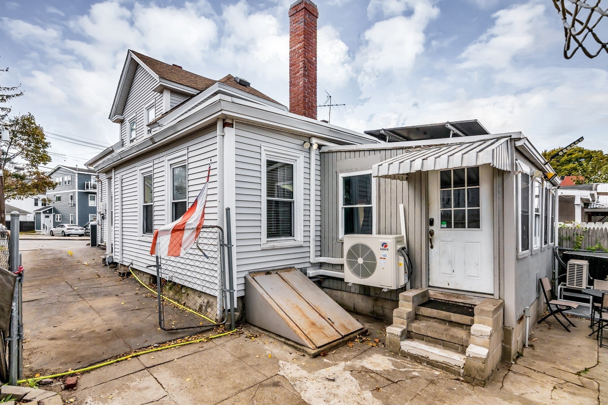 215 Ferry St, Lawrence, MA Photo #33