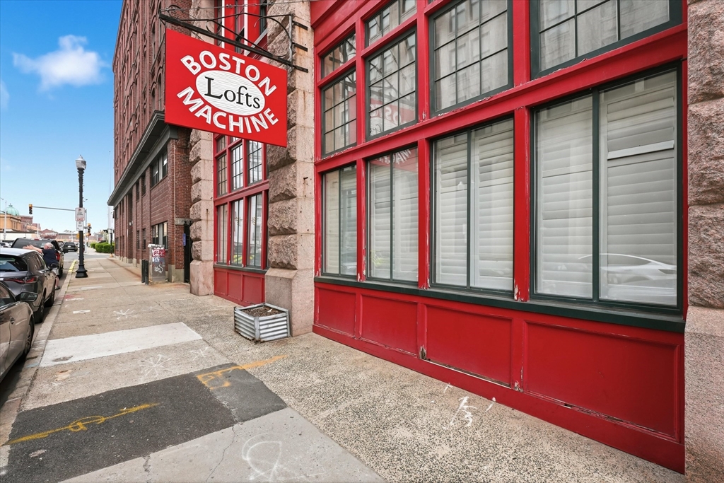 13-17 Willow Street #203, Lynn, MA Photo #2
