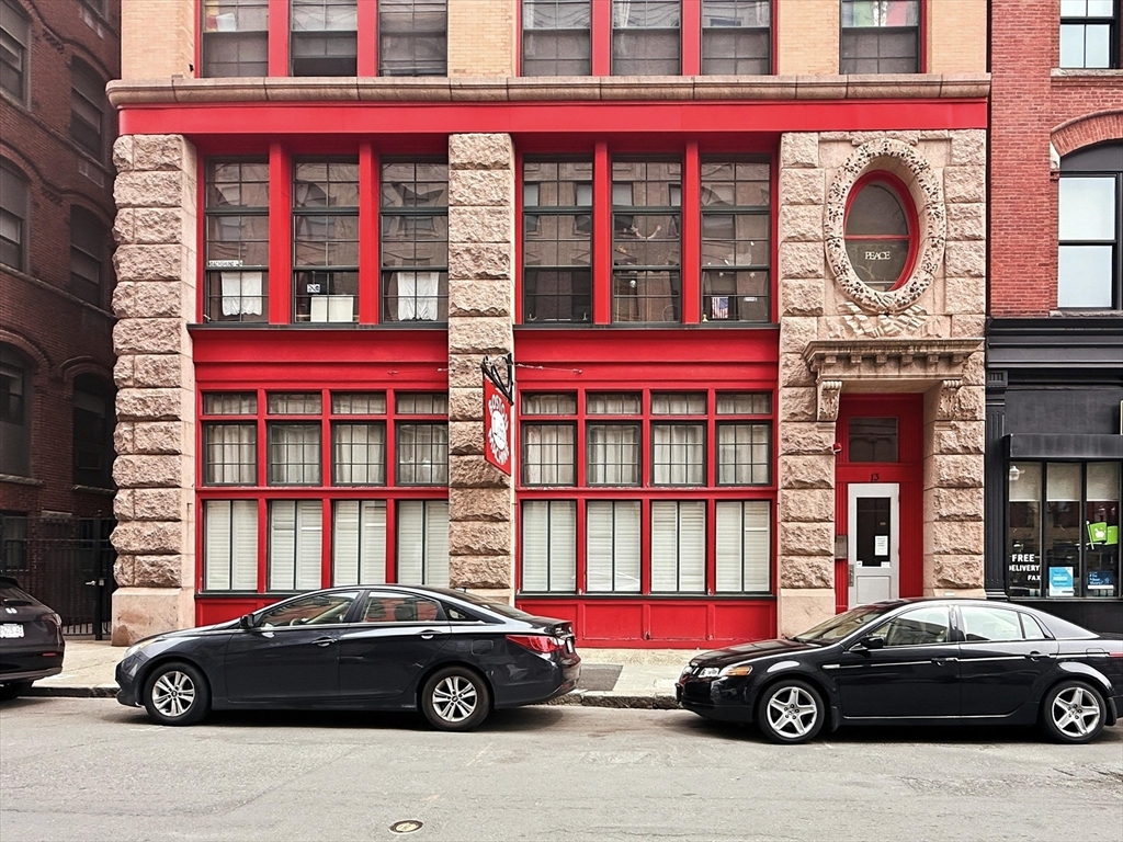13-17 Willow Street #203, Lynn, MA Photo #1