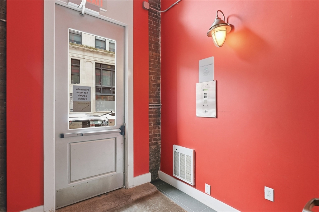 13-17 Willow Street #203, Lynn, MA Photo #19