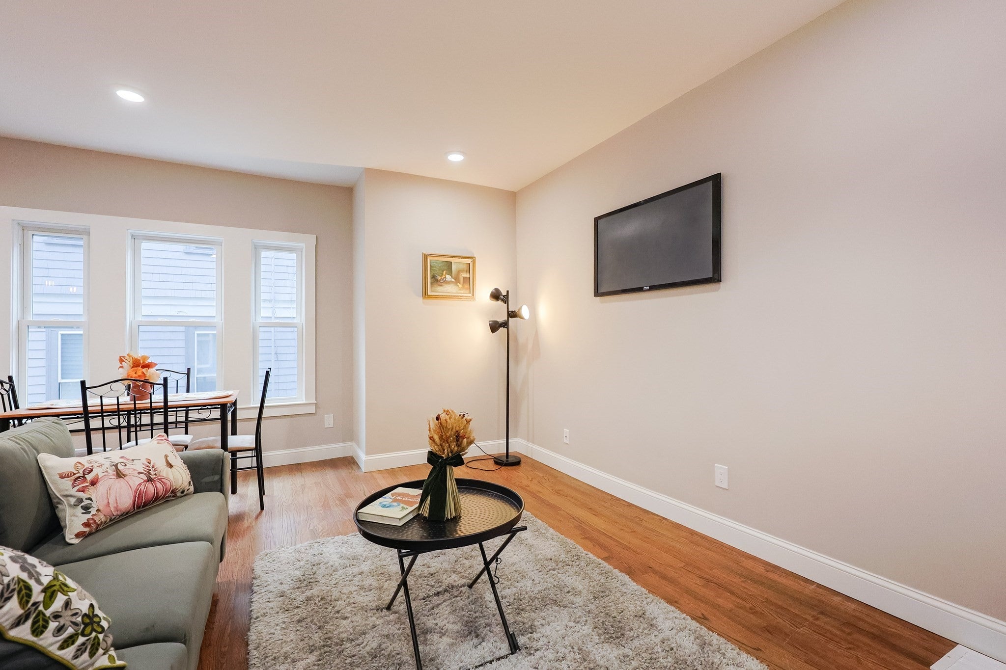 11 Watson St 1