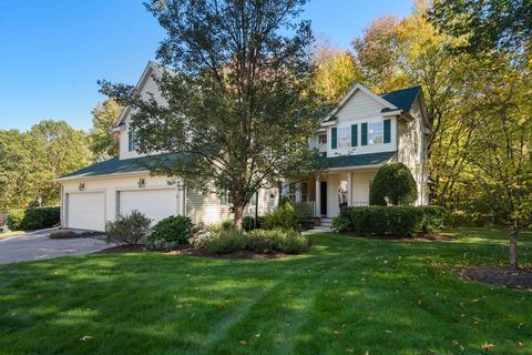 54 Village Cir 54 Milford MA 01757