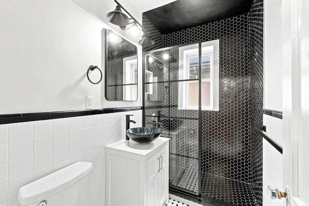 23 Breed Street #5, Lynn, MA, 23 Breed Street #5, Lynn, MA Photo #16