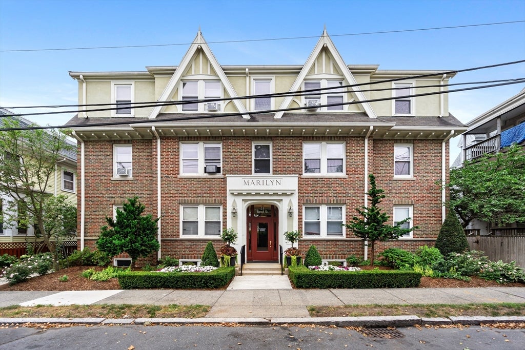 23 Breed Street #5, Lynn, MA, 23 Breed Street #5, Lynn, MA Photo #1