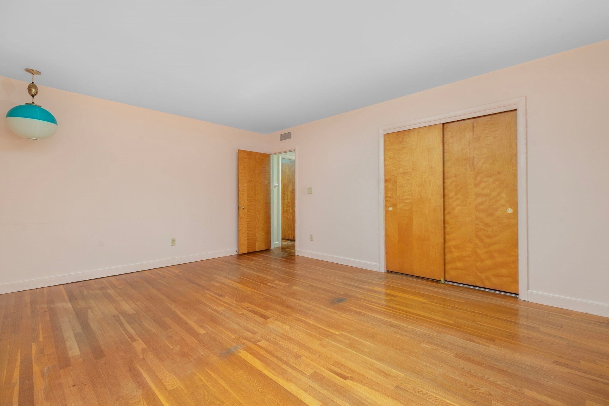 167 West Hawthorn Street, Dartmouth, MA, 167 West Hawthorn Street, Dartmouth, MA Photo #17