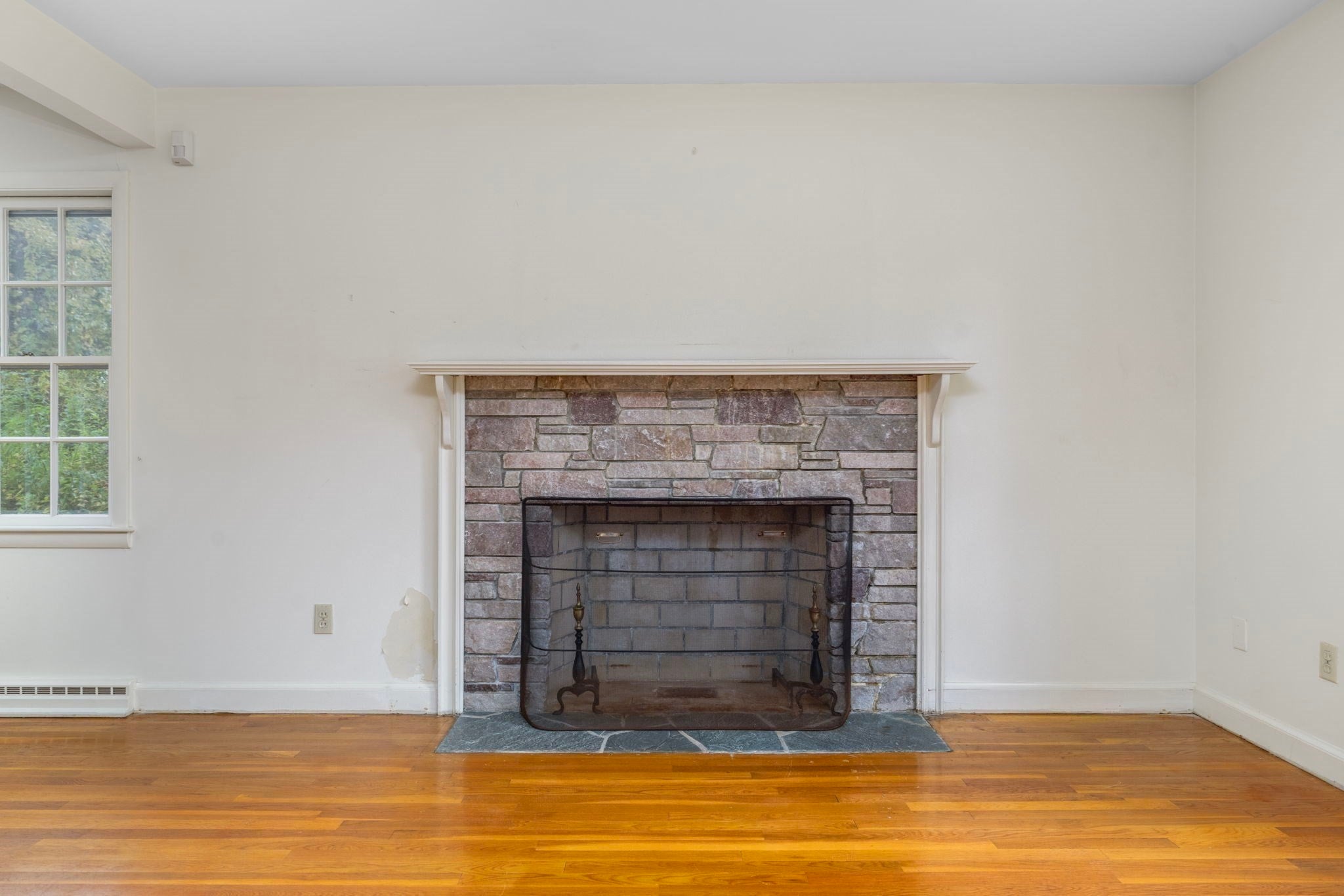 167 West Hawthorn Street, Dartmouth, MA, 167 West Hawthorn Street, Dartmouth, MA Photo #6