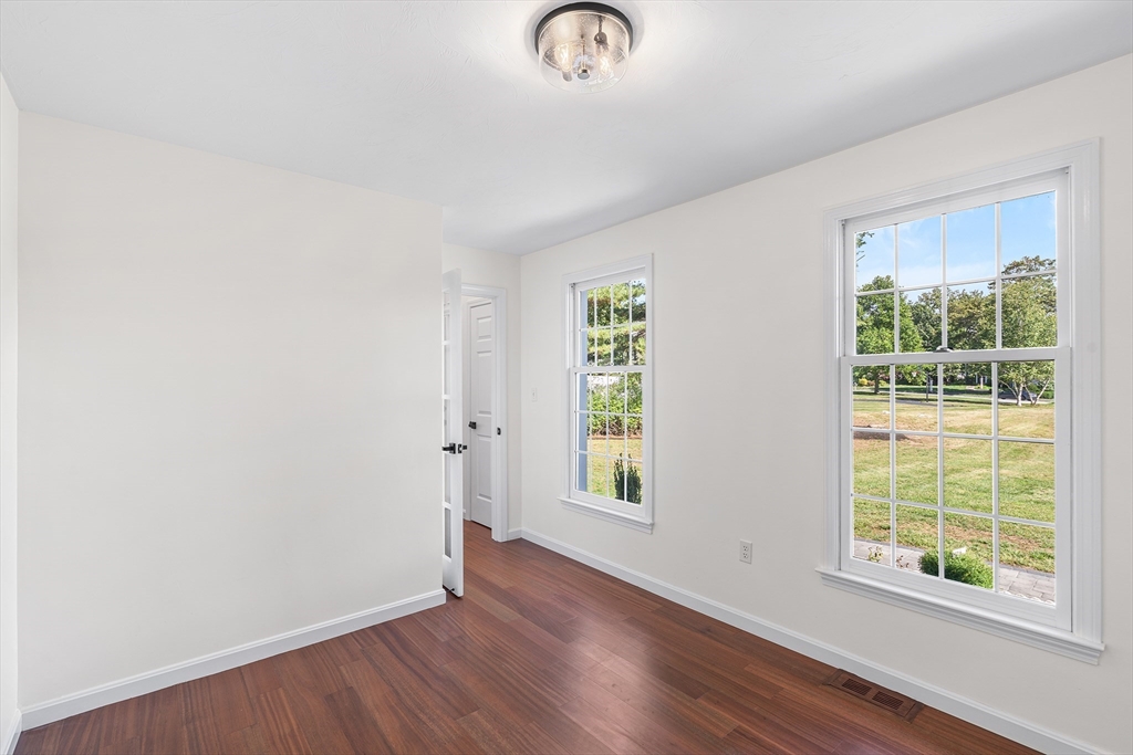 16 Shipley Cir