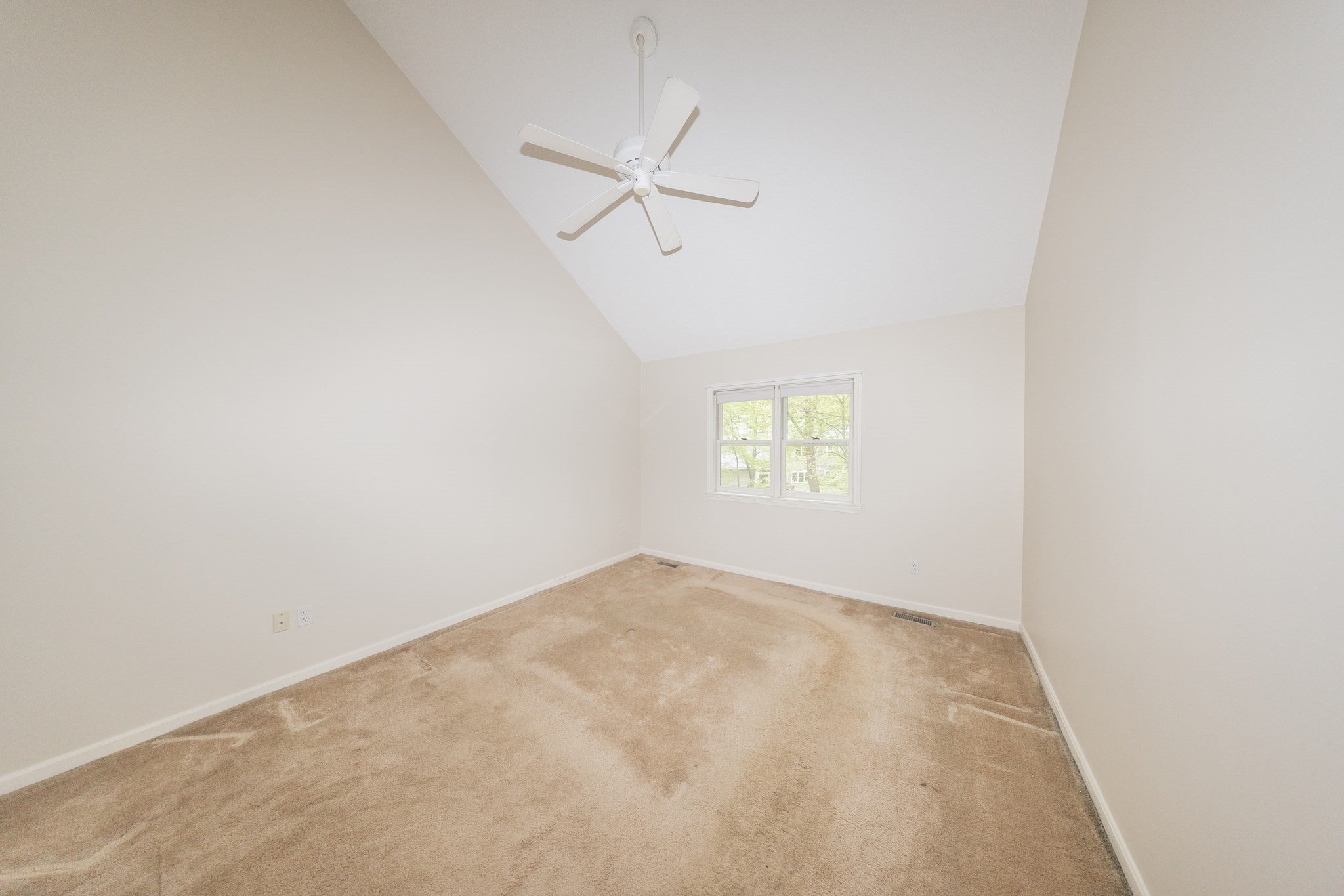 49 Bishops Forest Dr #49, Waltham, MA, 49 Bishops Forest Dr #49, Waltham, MA Photo #25