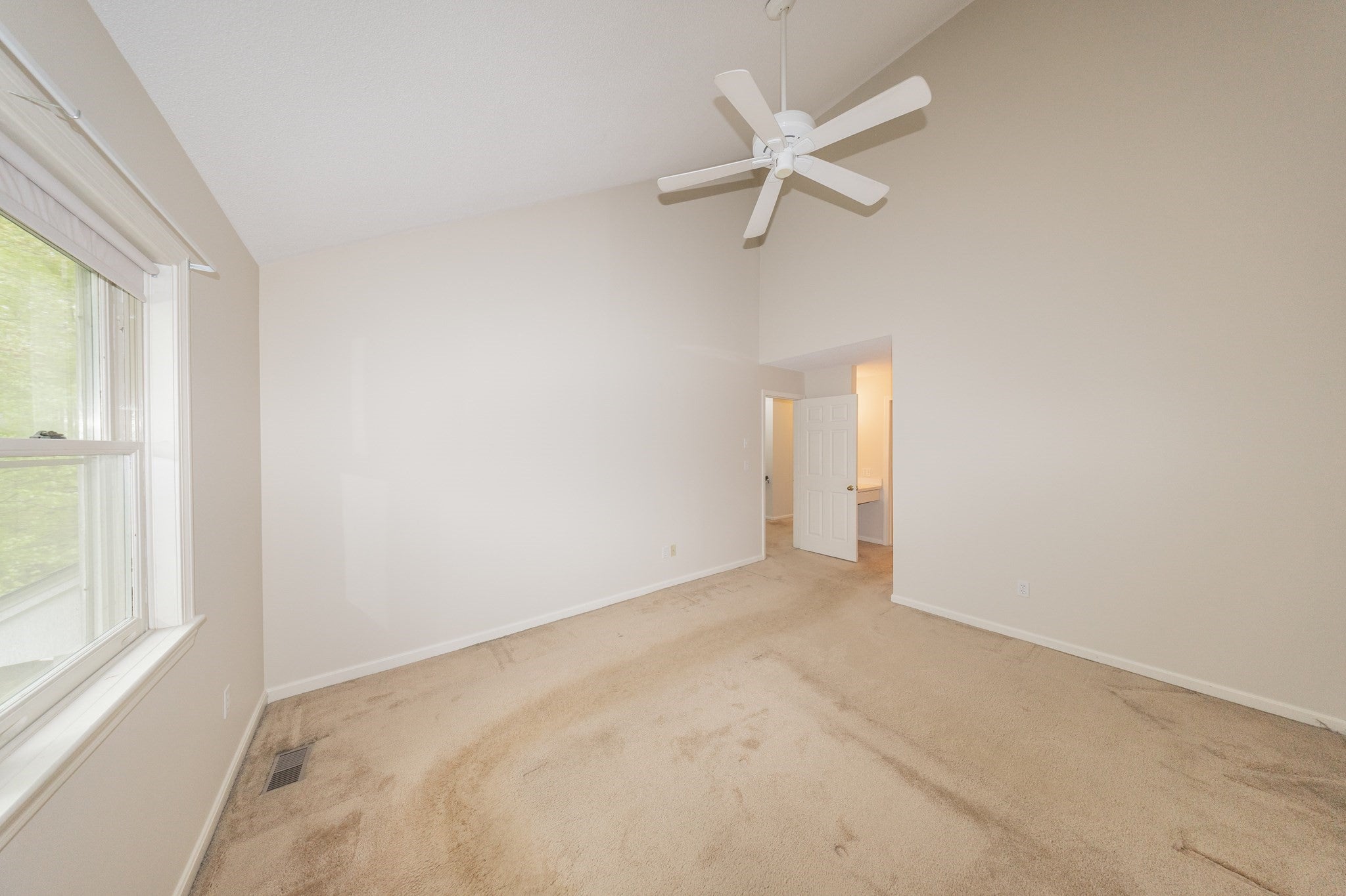 49 Bishops Forest Dr #49, Waltham, MA, 49 Bishops Forest Dr #49, Waltham, MA Photo #26
