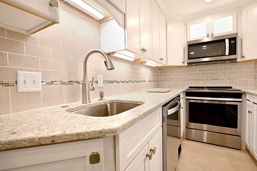 356 - 358 Main Street 42