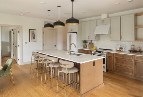 1025 Massachusetts Avenue 214 Arlington MA 02476