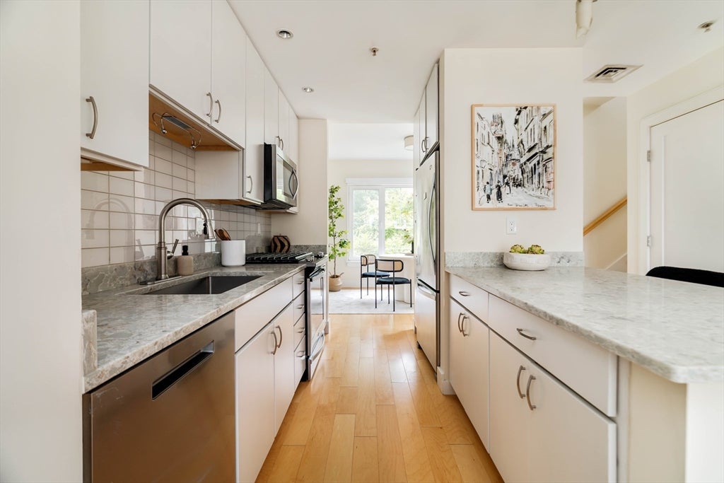 22 Blue Jay Cir 22