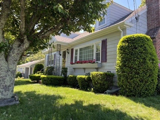 6 Hilltop Road