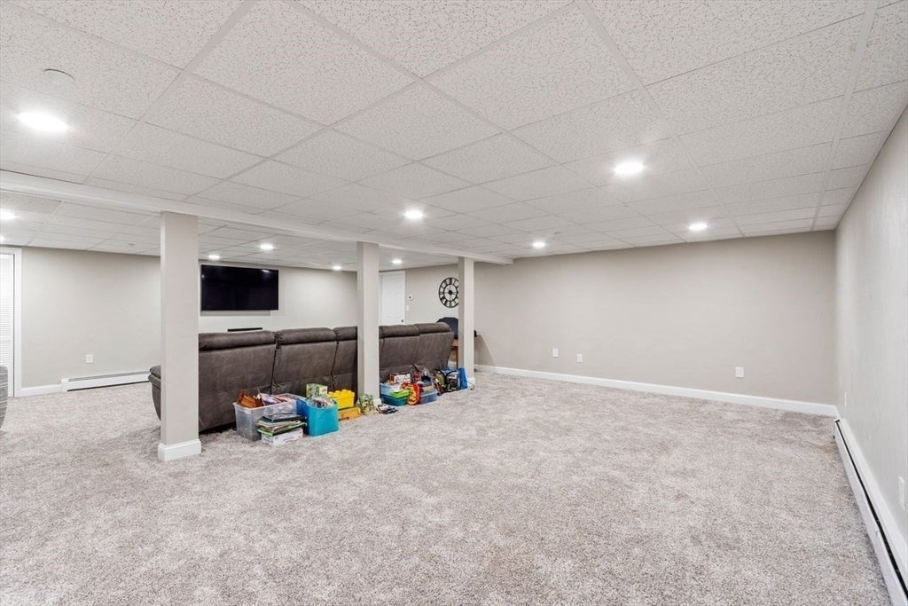14 Lakeview Ave, Danvers, MA, 14 Lakeview Ave, Danvers, MA Photo #32