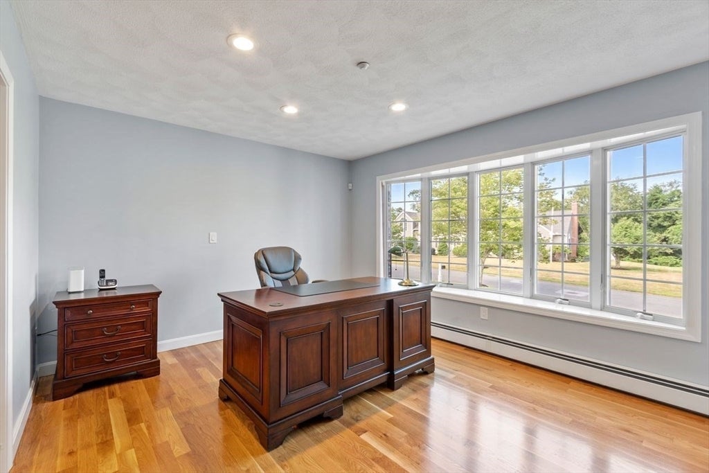 14 Lakeview Ave, Danvers, MA, 14 Lakeview Ave, Danvers, MA Photo #18