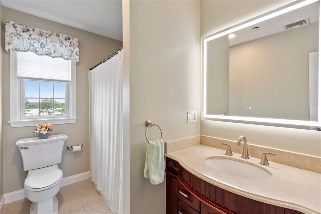 14 Lakeview Ave, Danvers, MA, 14 Lakeview Ave, Danvers, MA Photo #29