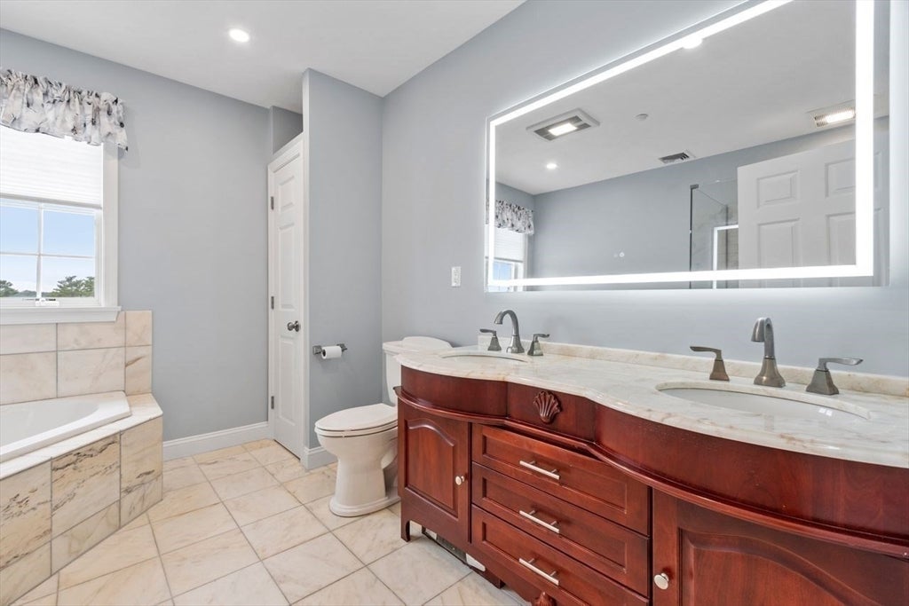14 Lakeview Ave, Danvers, MA, 14 Lakeview Ave, Danvers, MA Photo #21