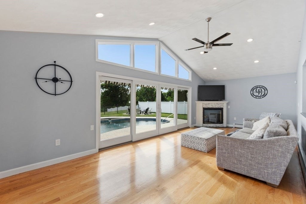 14 Lakeview Ave, Danvers, MA, 14 Lakeview Ave, Danvers, MA Photo #14