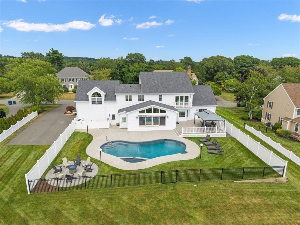 14 Lakeview Ave, Danvers, MA, 14 Lakeview Ave, Danvers, MA Photo #34