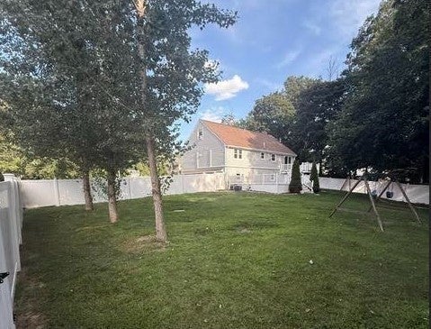 40 Poquanticut Ave, Easton, MA, 40 Poquanticut Ave, Easton, MA Photo #4