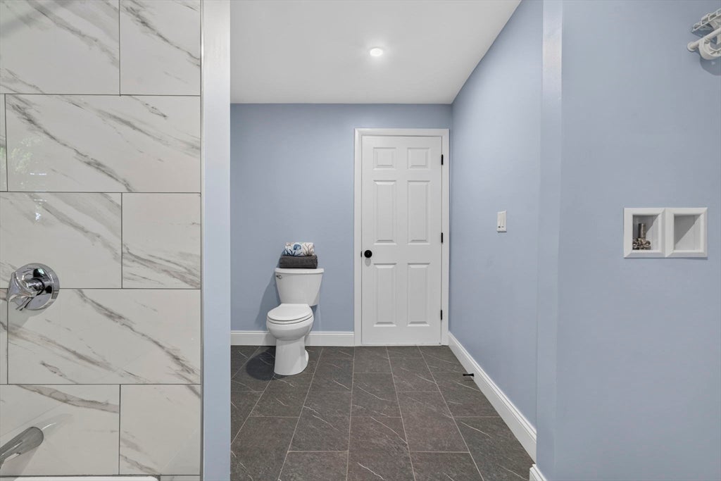 46 Lake Shore Dr, Falmouth, MA, 46 Lake Shore Dr, Falmouth, MA Photo #18