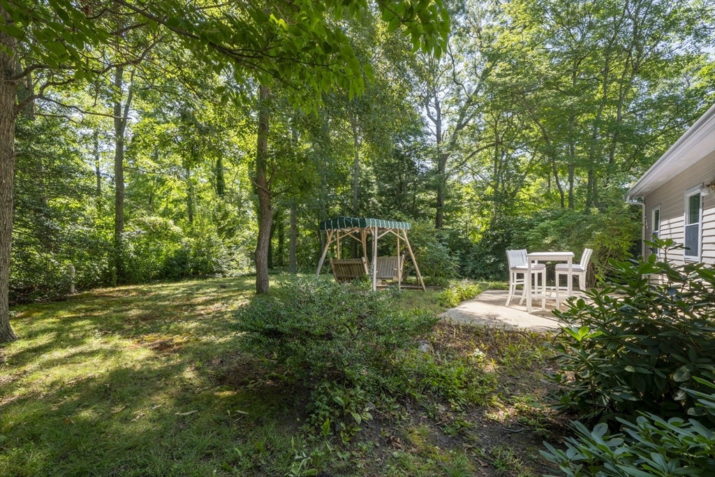 46 Lake Shore Dr, Falmouth, MA, 46 Lake Shore Dr, Falmouth, MA Photo #22