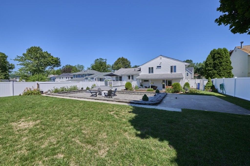 315 Channing Rd