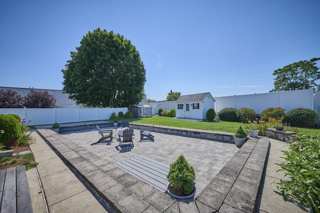 315 Channing Rd