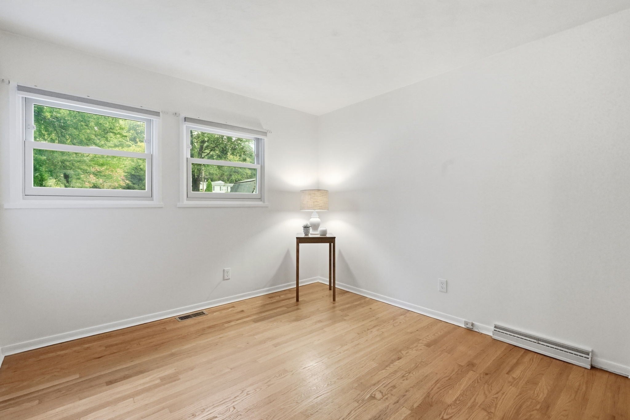 161 Wolcott Ave, West Springfield, MA Photo #17