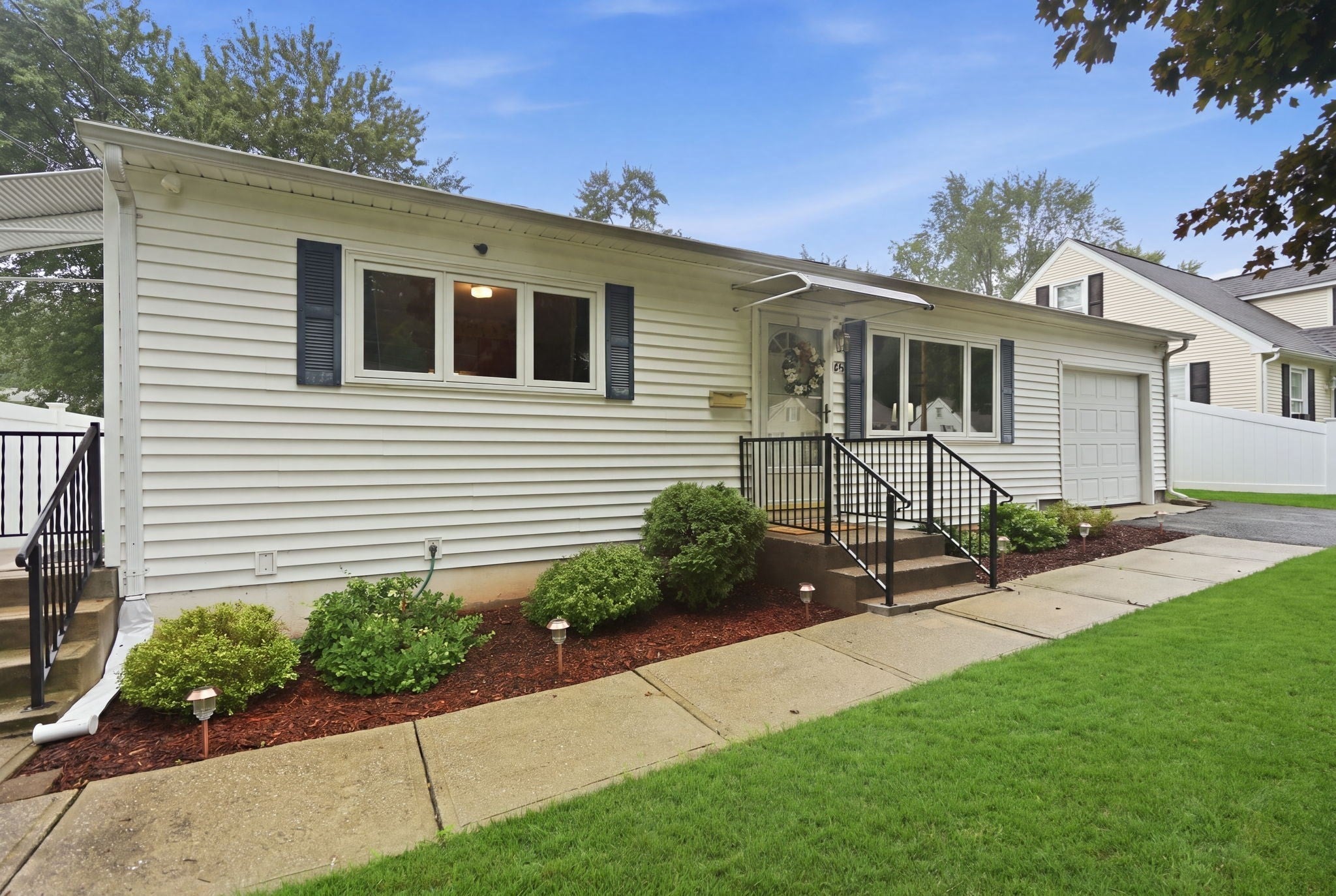 161 Wolcott Ave, West Springfield, MA Photo #38