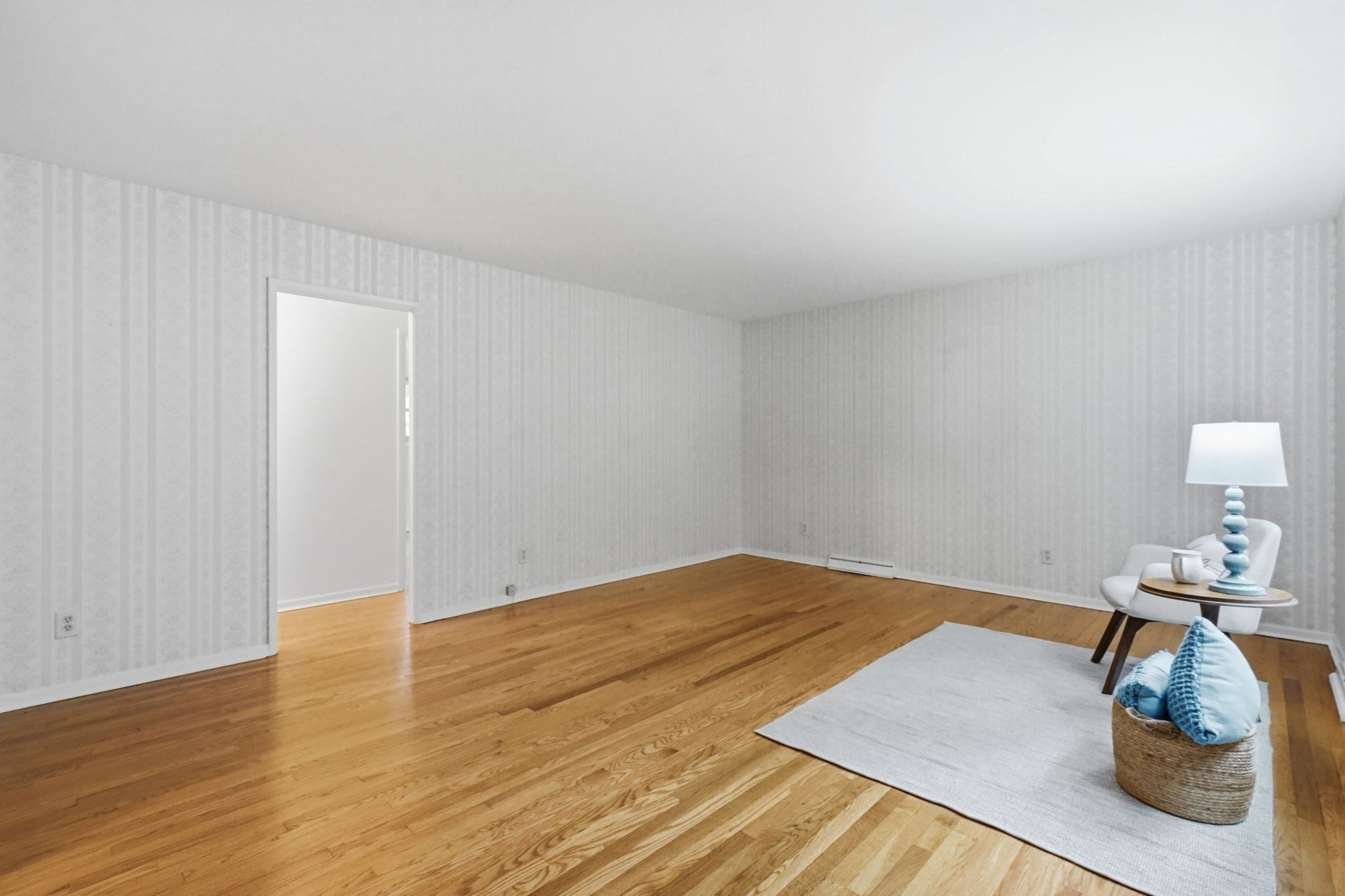 161 Wolcott Ave, West Springfield, MA Photo #7