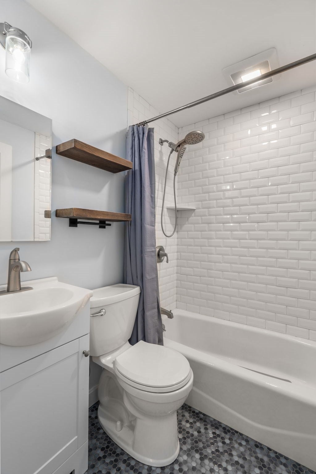 202 Essex St, Marlborough, MA, 202 Essex St, Marlborough, MA Photo #17