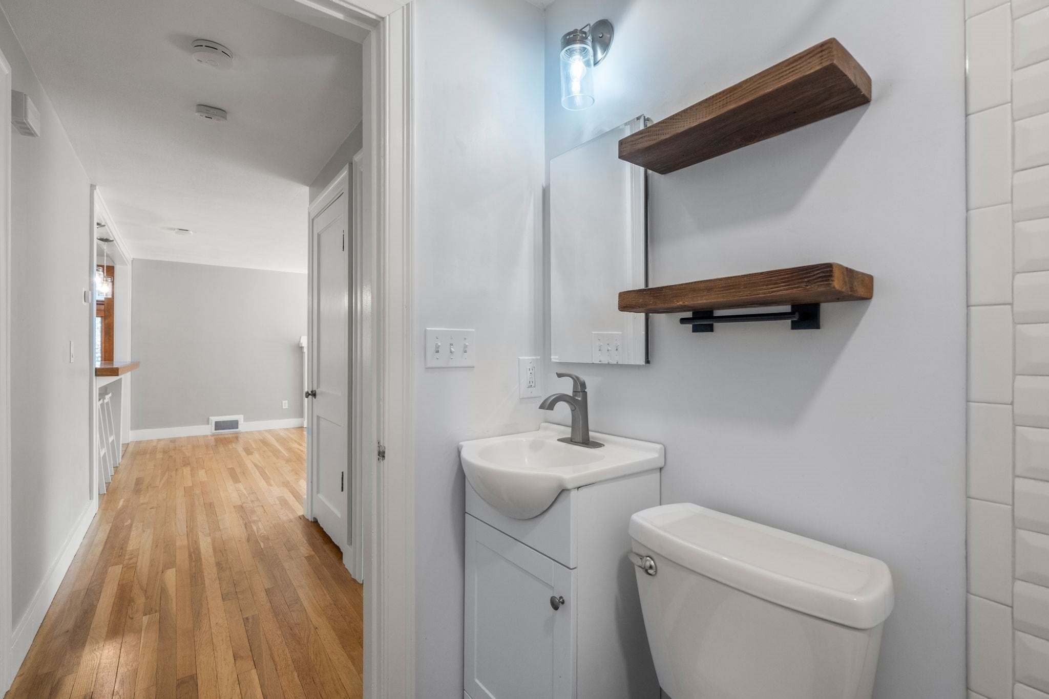 202 Essex St, Marlborough, MA, 202 Essex St, Marlborough, MA Photo #18
