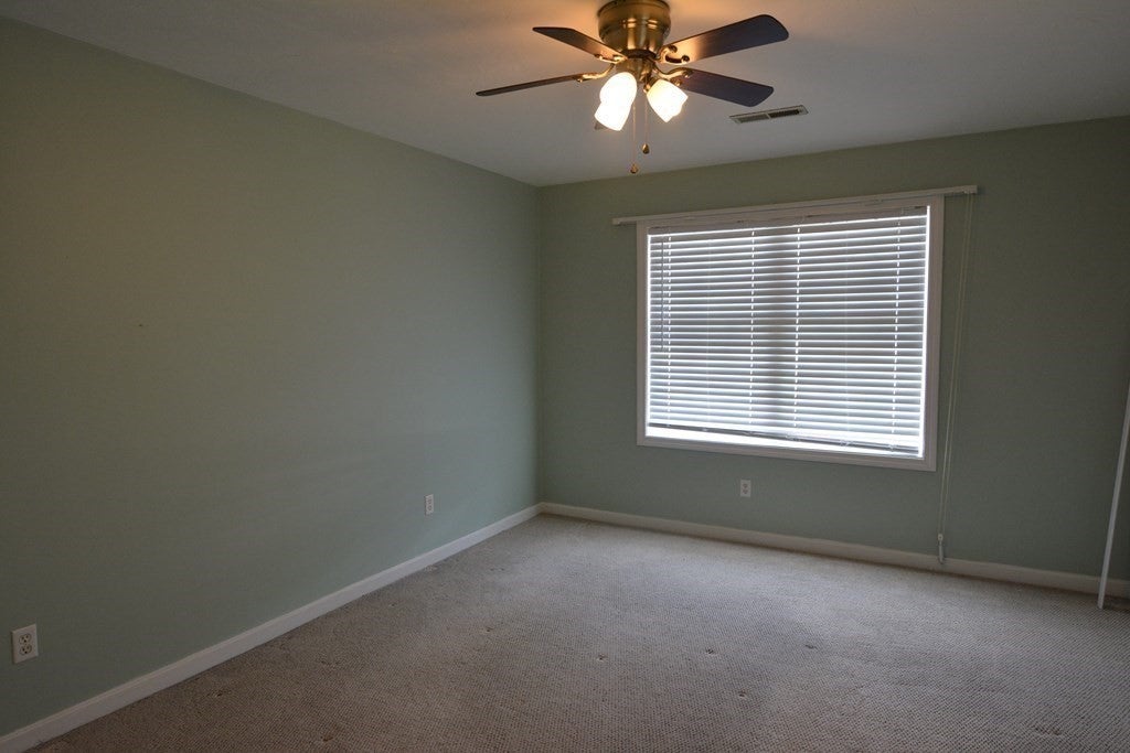 24 Ptarmigan Dr #24, Shrewsbury, MA Photo #8