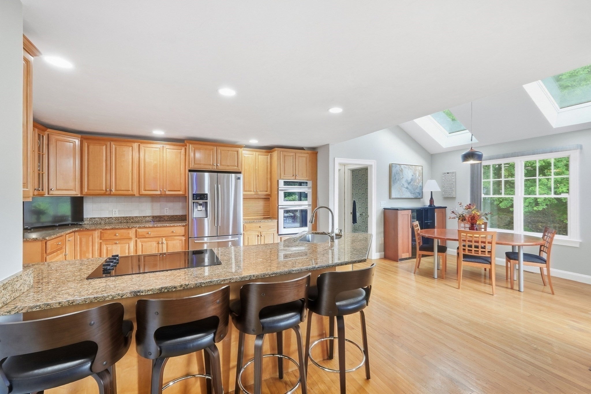 24 Goodnow Ln, Framingham, MA Photo #3