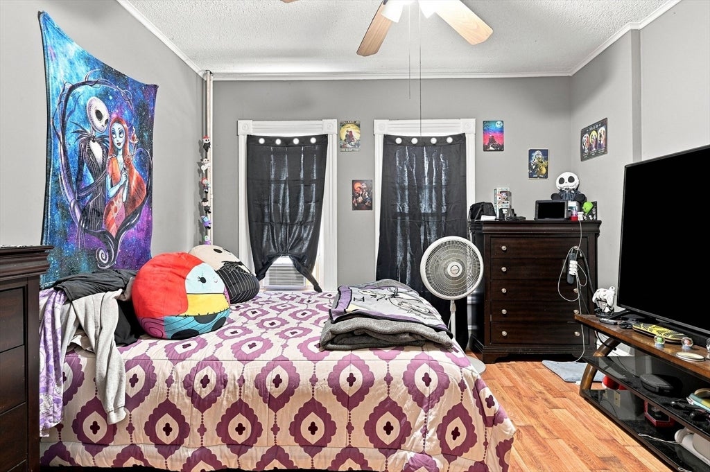 14 Perrault ST, Chicopee, MA Photo #7