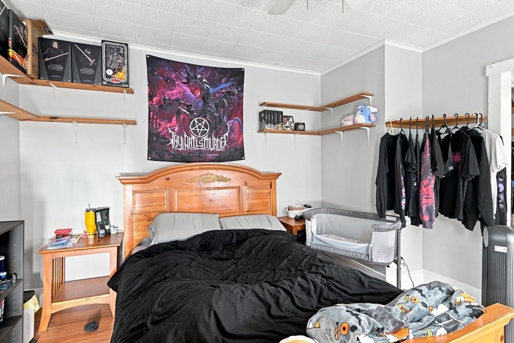 14 Perrault ST, Chicopee, MA Photo #20