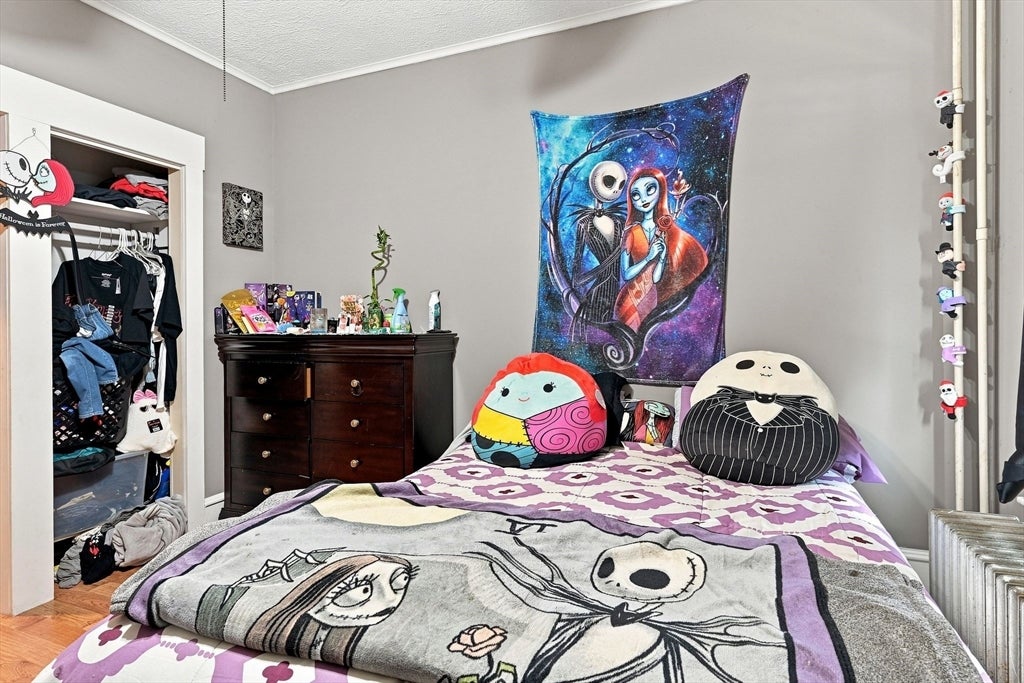 14 Perrault ST, Chicopee, MA Photo #8