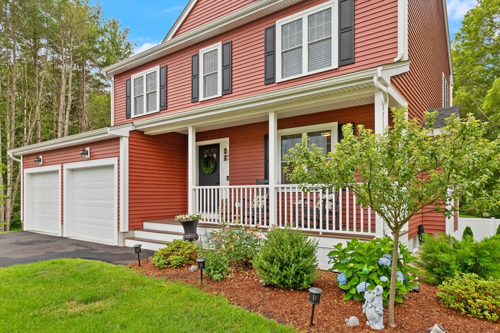 187 Run Brook Cir