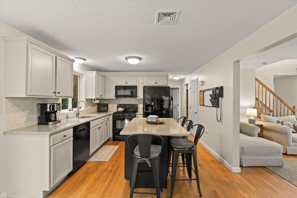 67 Briar Road, Taunton, MA, 67 Briar Road, Taunton, MA Photo #10