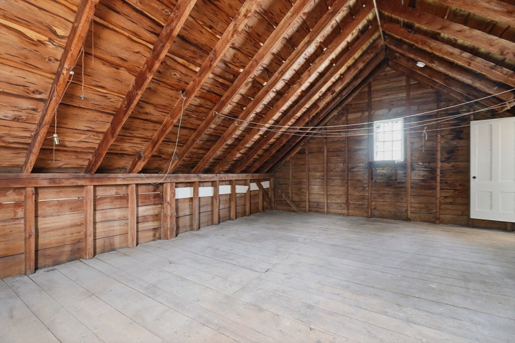 142 Pleasant St, Winchendon, MA Photo #37