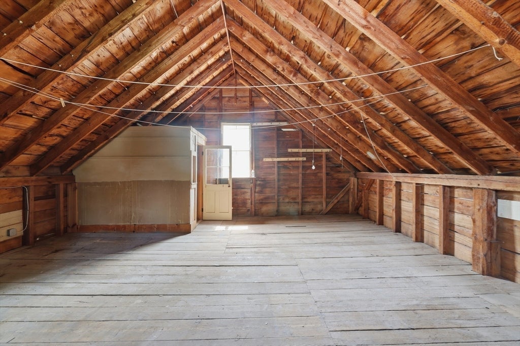 142 Pleasant St, Winchendon, MA Photo #38