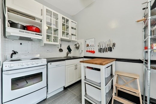 1091 Boylston Street 48
