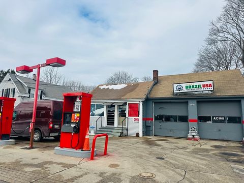 Photo of 152 Union St, Weymouth, MA 02190 (MLS # 73500857)